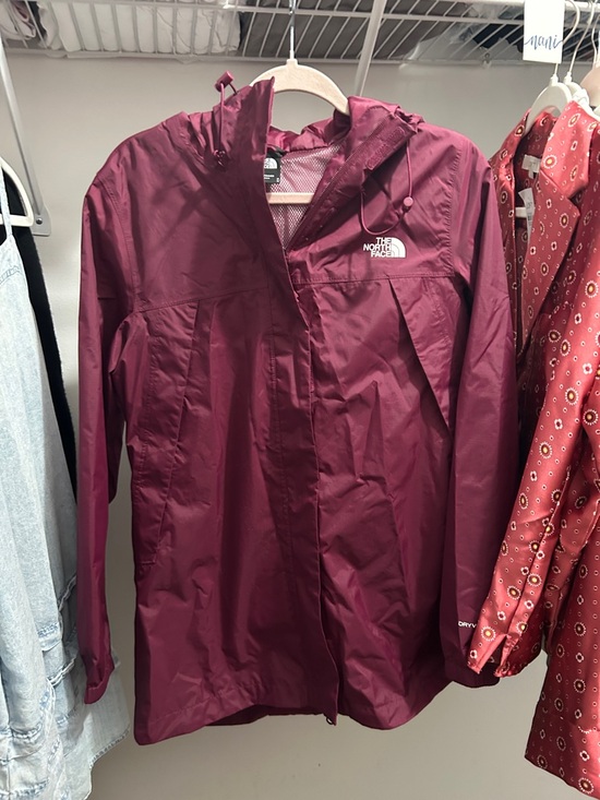 The North Face Jackets & Blazers - The North Face Women's Maroon Hooded Ski Jacket